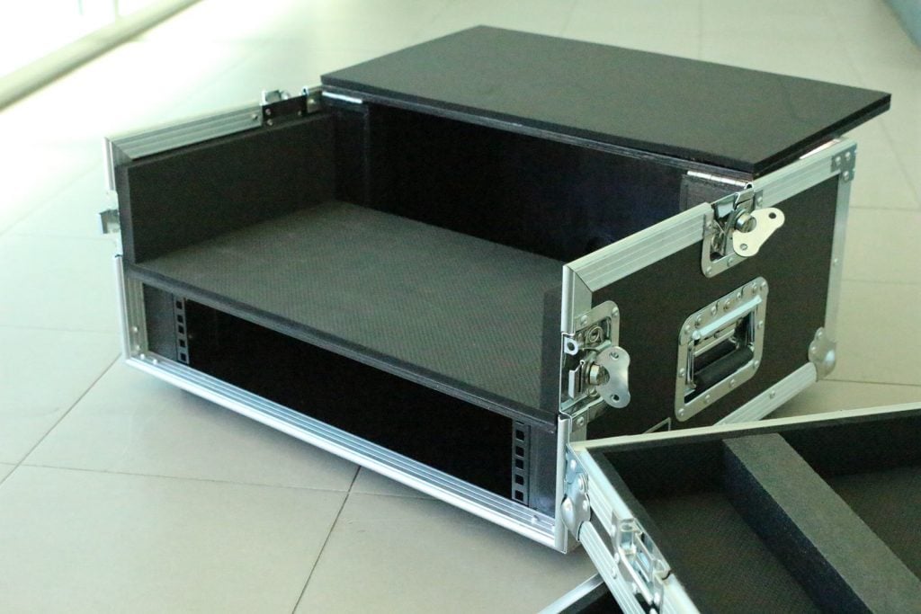 dj case with laptop tray3 1